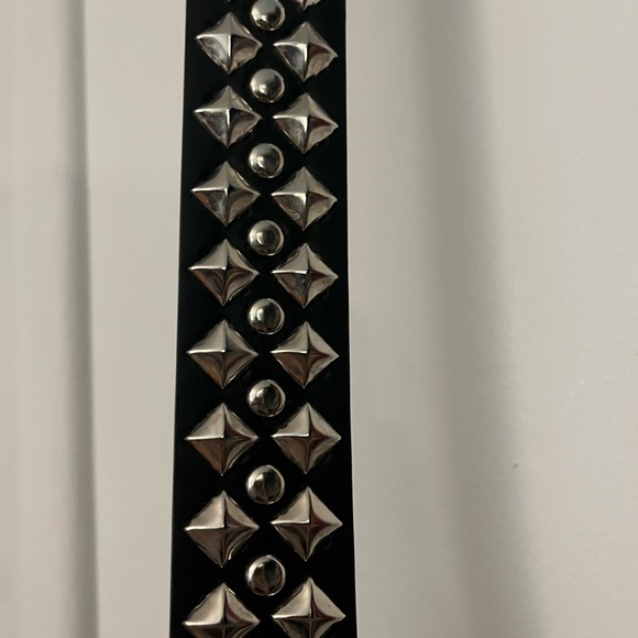 Hot Topic Black Belt with Silver Studs - Picture 2 of 4